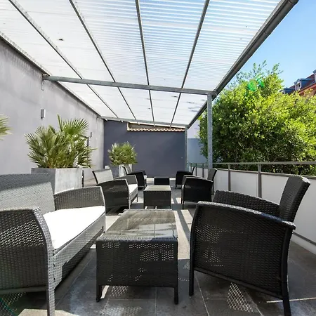 Little-italy Aparthotel 3*