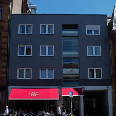 アパートホテル Little-italy 3*