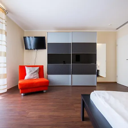 Aparthotel Little-italy 3*